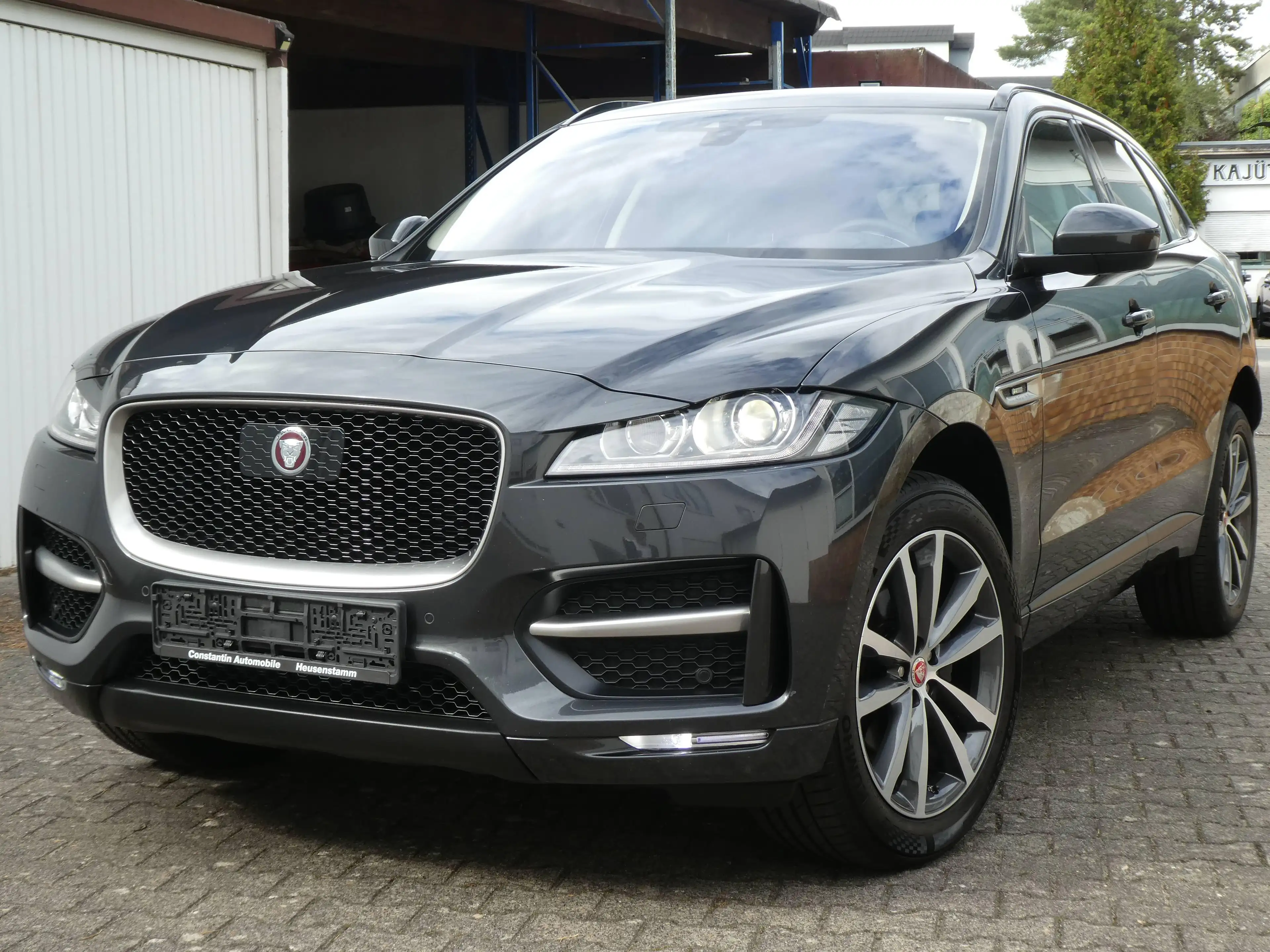 Jaguar F-Pace 25t AWD R-Sport — photo 5