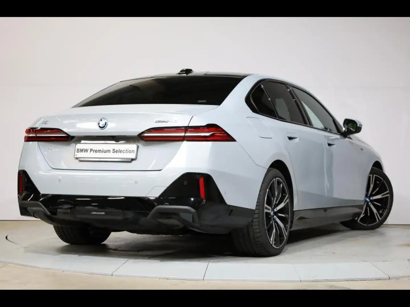 BMW i5 eDrive40 Berline Kit M Sport Grijs - 2