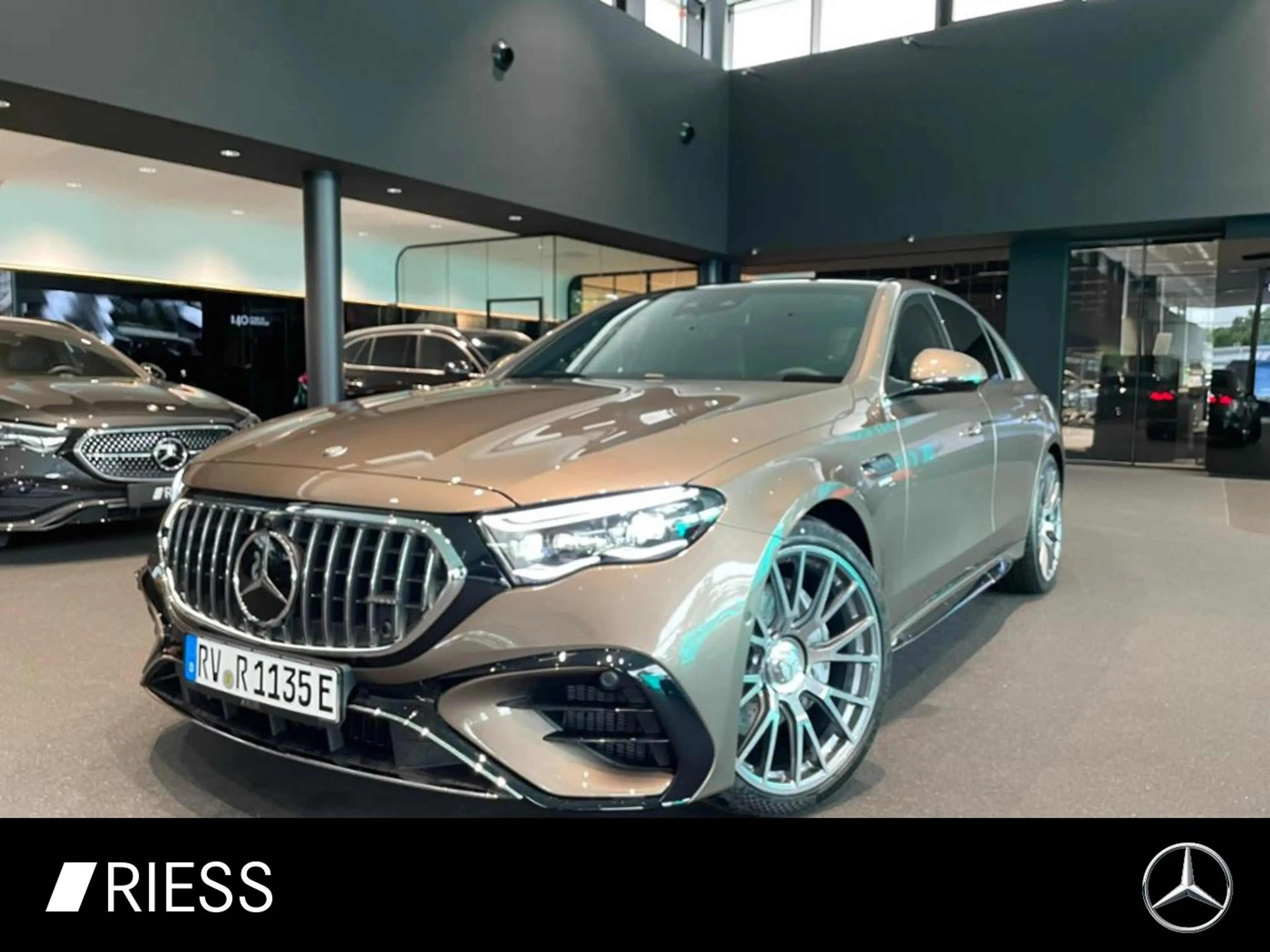 Mercedes-Benz E 53 AMG HYBRID PANO+HUD+AHK+DISTR+BURM 4D+KEYL+