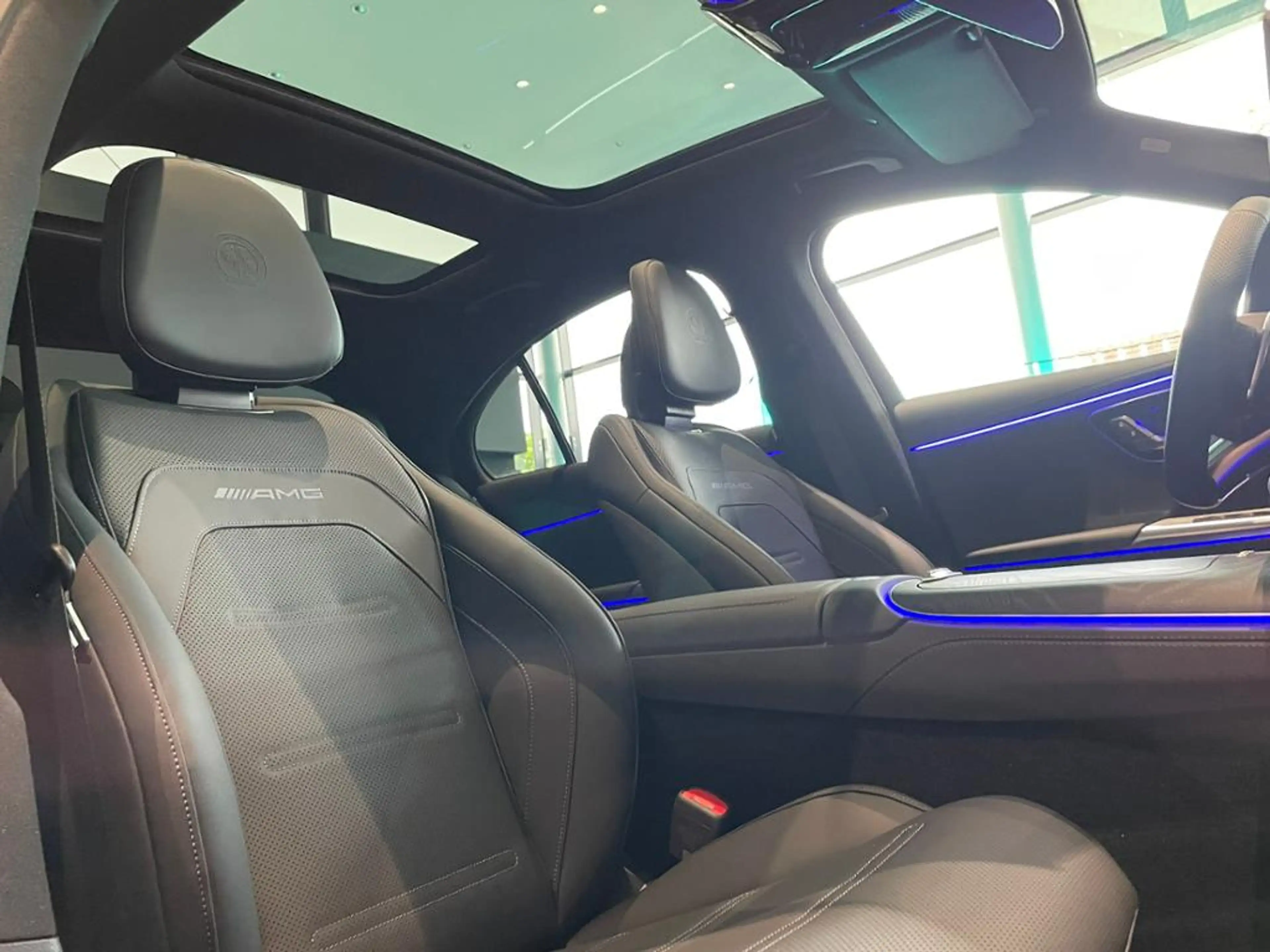 Mercedes-Benz E 53 AMG HYBRID PANO+HUD+AHK+DISTR+BURM 4D+KEYL+ — photo 11