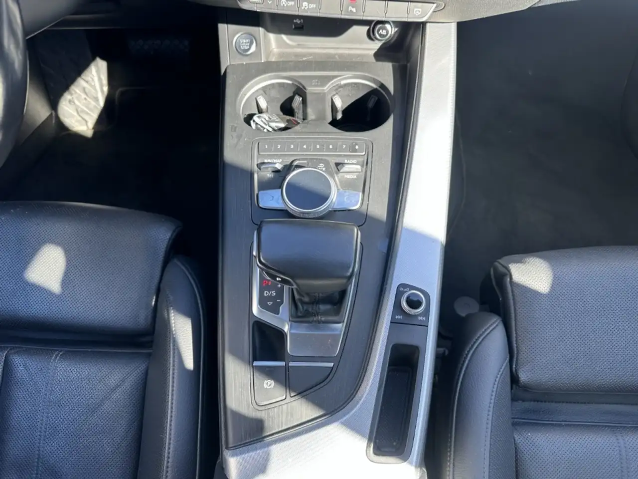Audi A4 снимка Audi A4