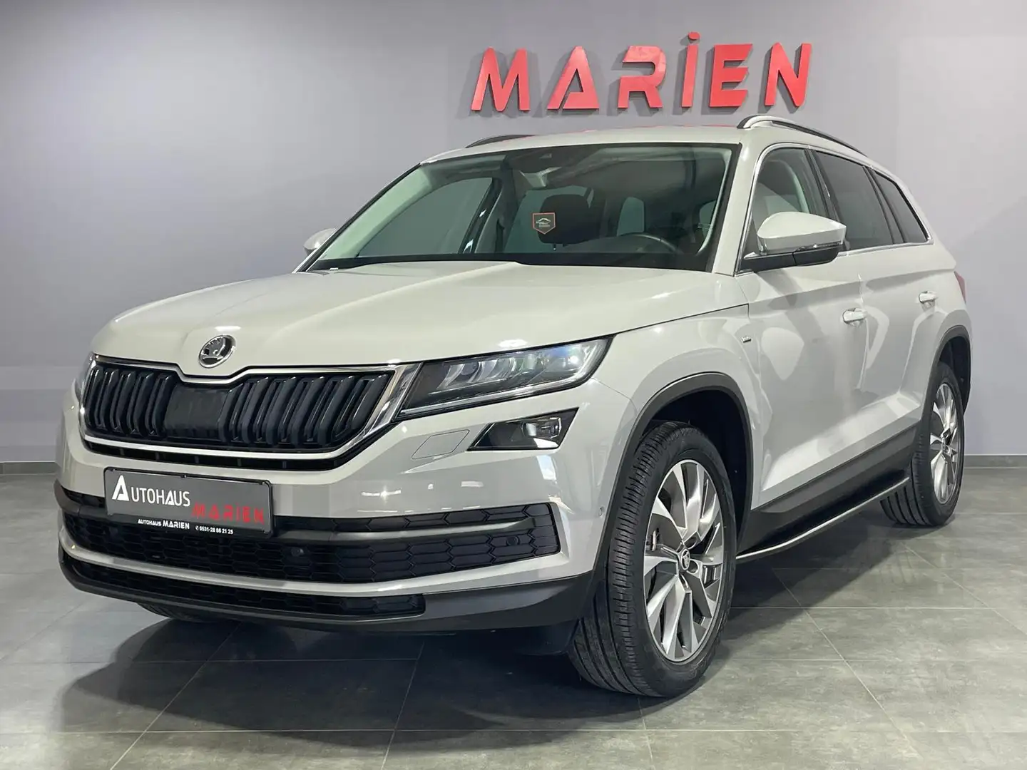 Skoda Kodiaq 1.5 TSI DSG*7 SITZER*LED*VIRTUAL*STANDHZG Gris - 1