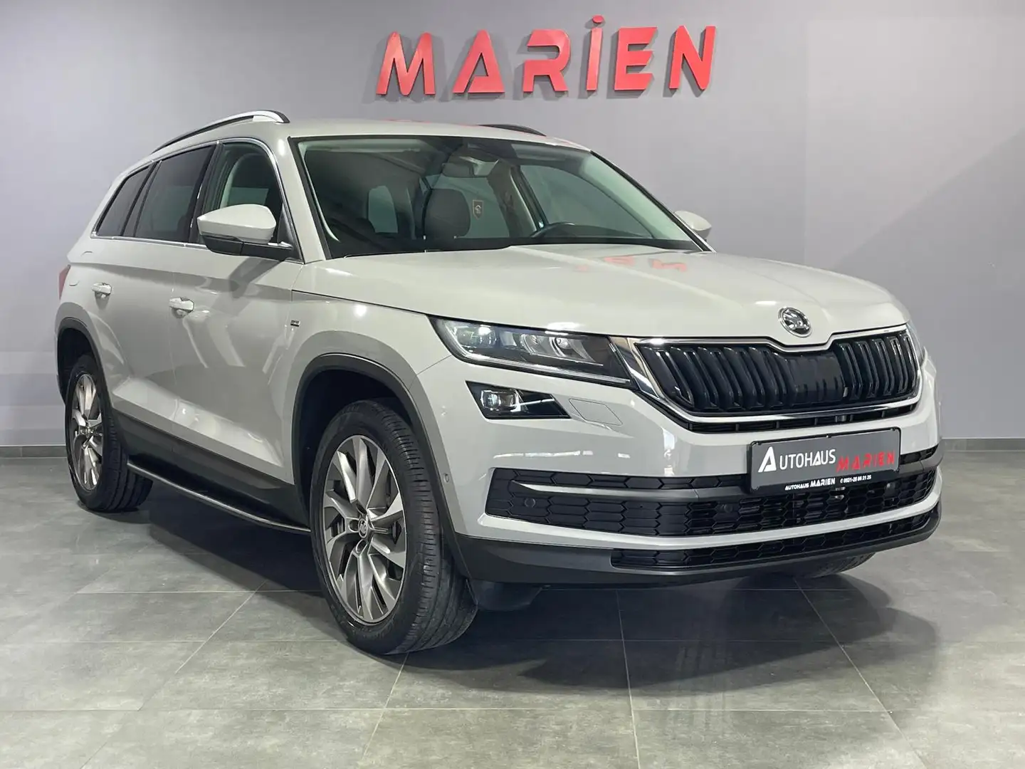 Skoda Kodiaq 1.5 TSI DSG*7 SITZER*LED*VIRTUAL*STANDHZG Gris - 2