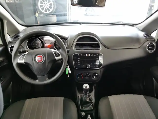 Fiat Punto Evo view 6
