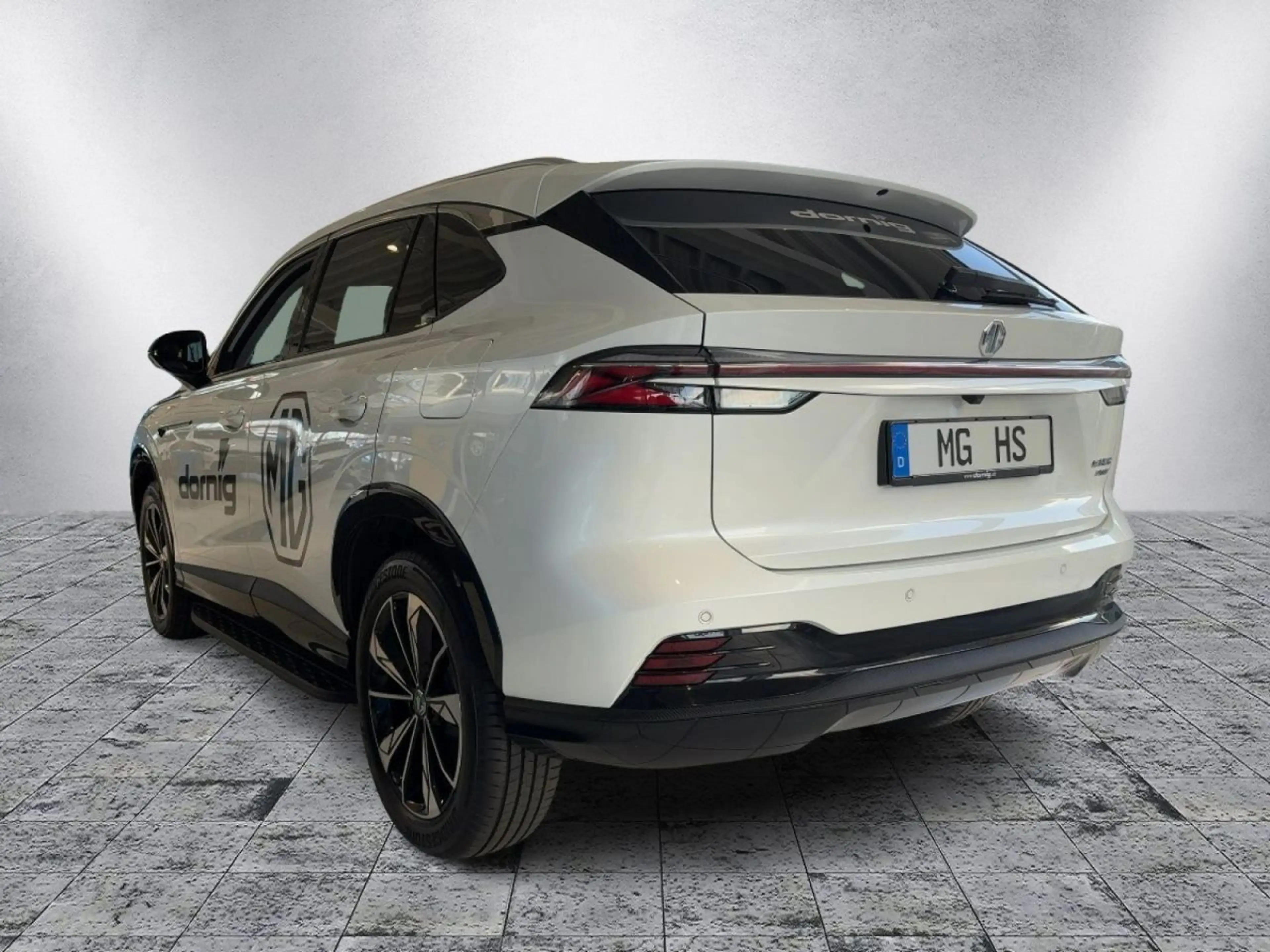 MG HS PHEV Luxury MY24 — photo 4