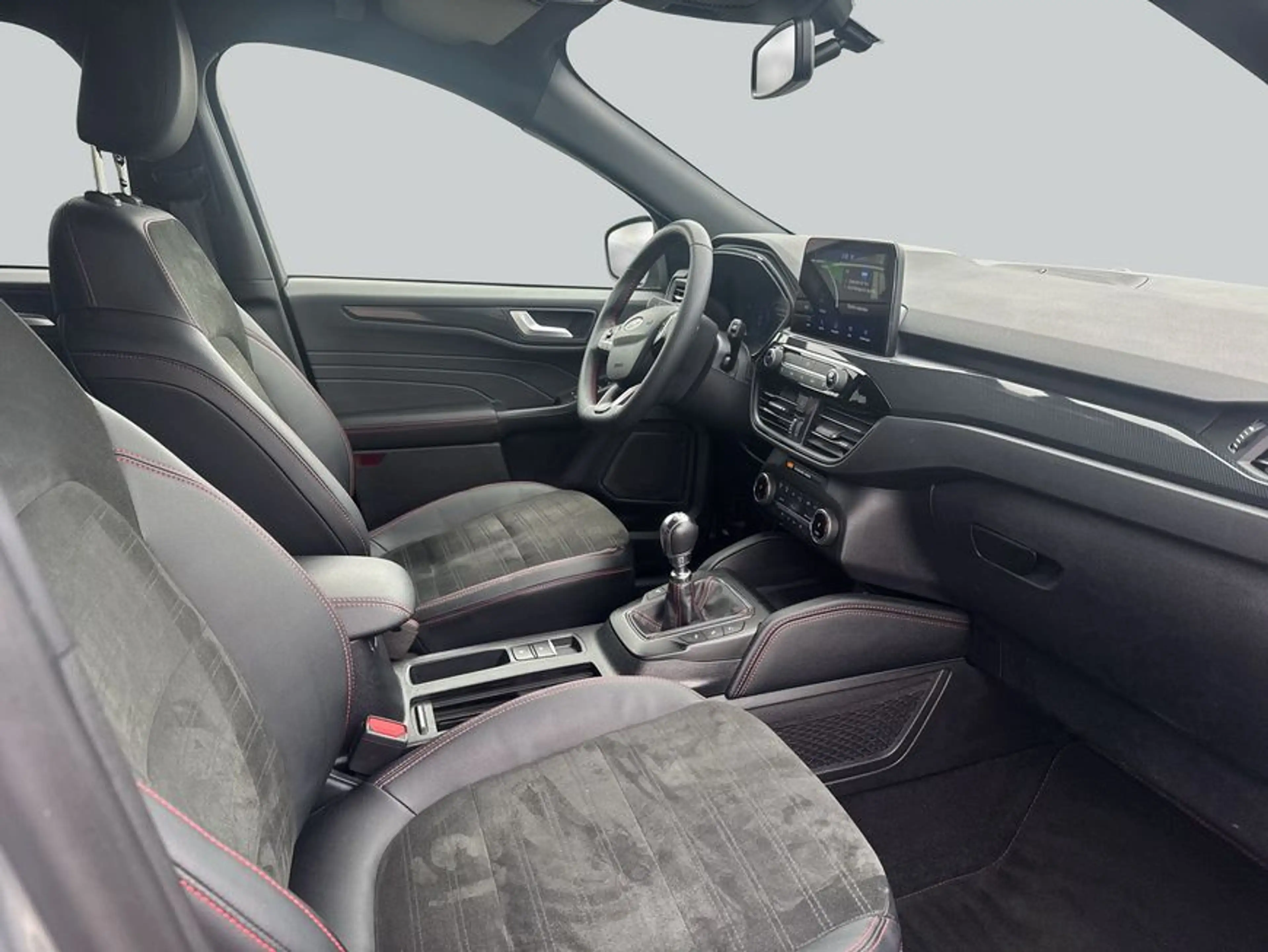 Ford Kuga 1.5 EcoBoost ST-LINE X — photo 15