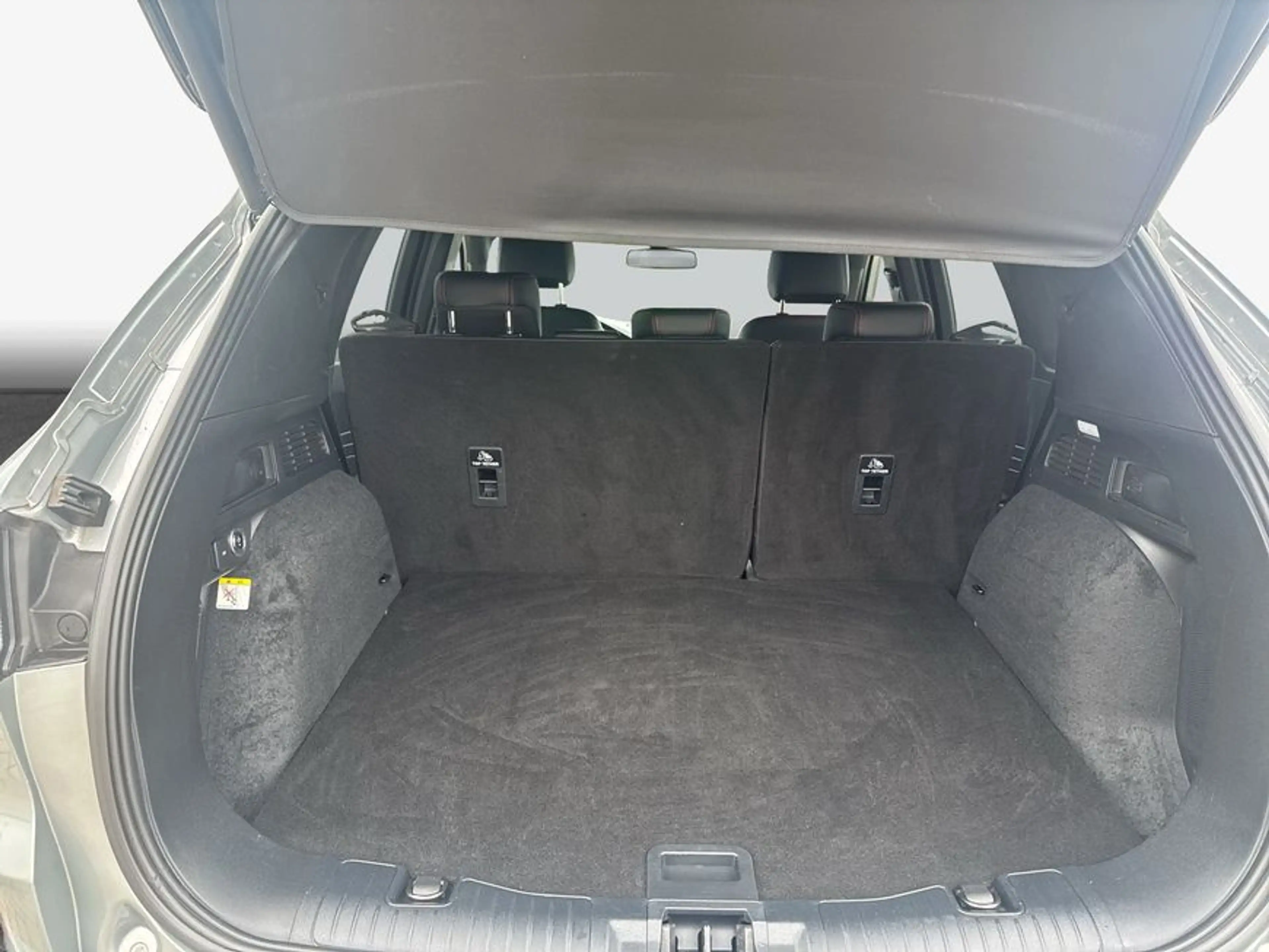 Ford Kuga 1.5 EcoBoost ST-LINE X — photo 8