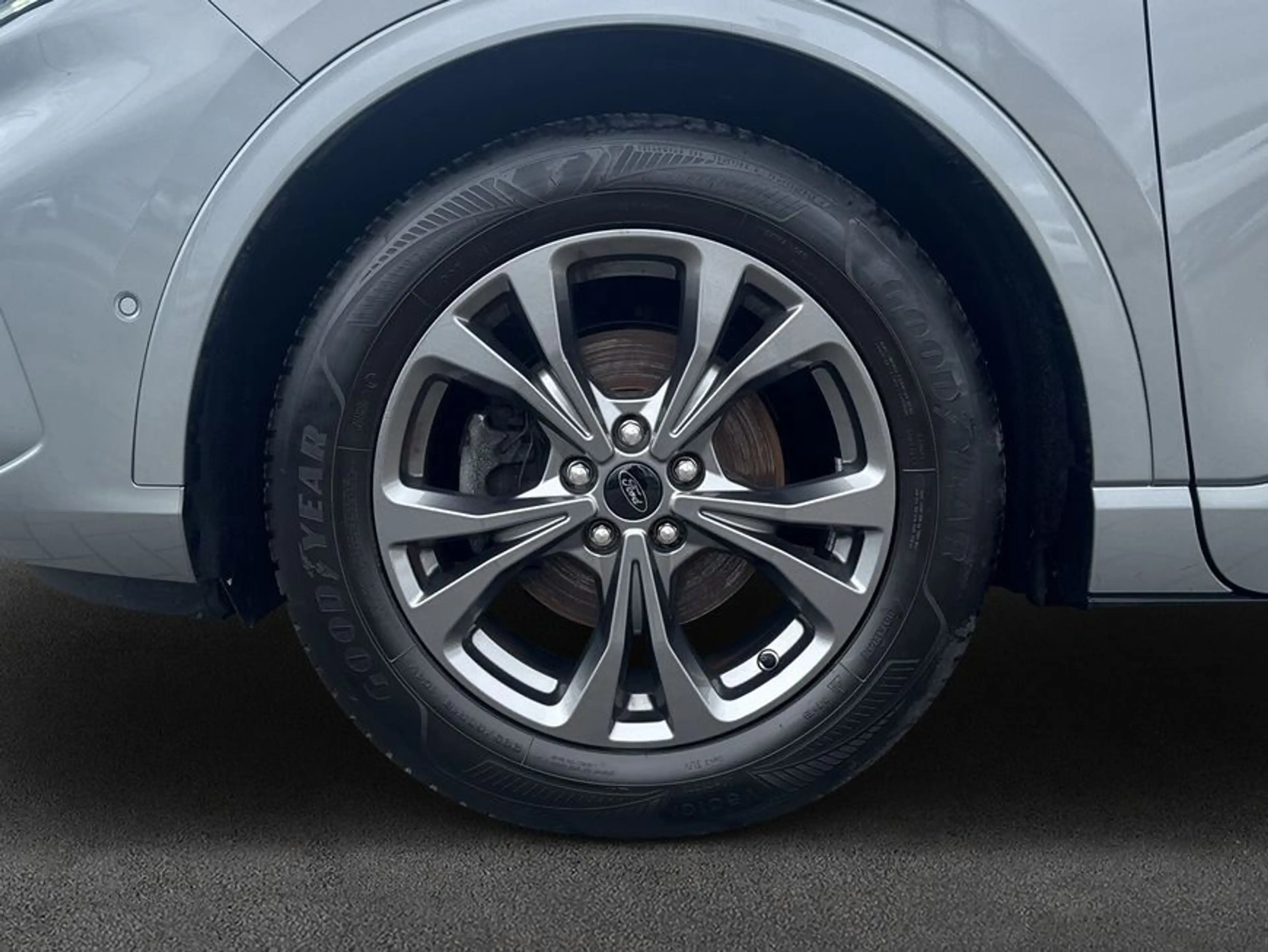 Ford Kuga 1.5 EcoBoost ST-LINE X — photo 7