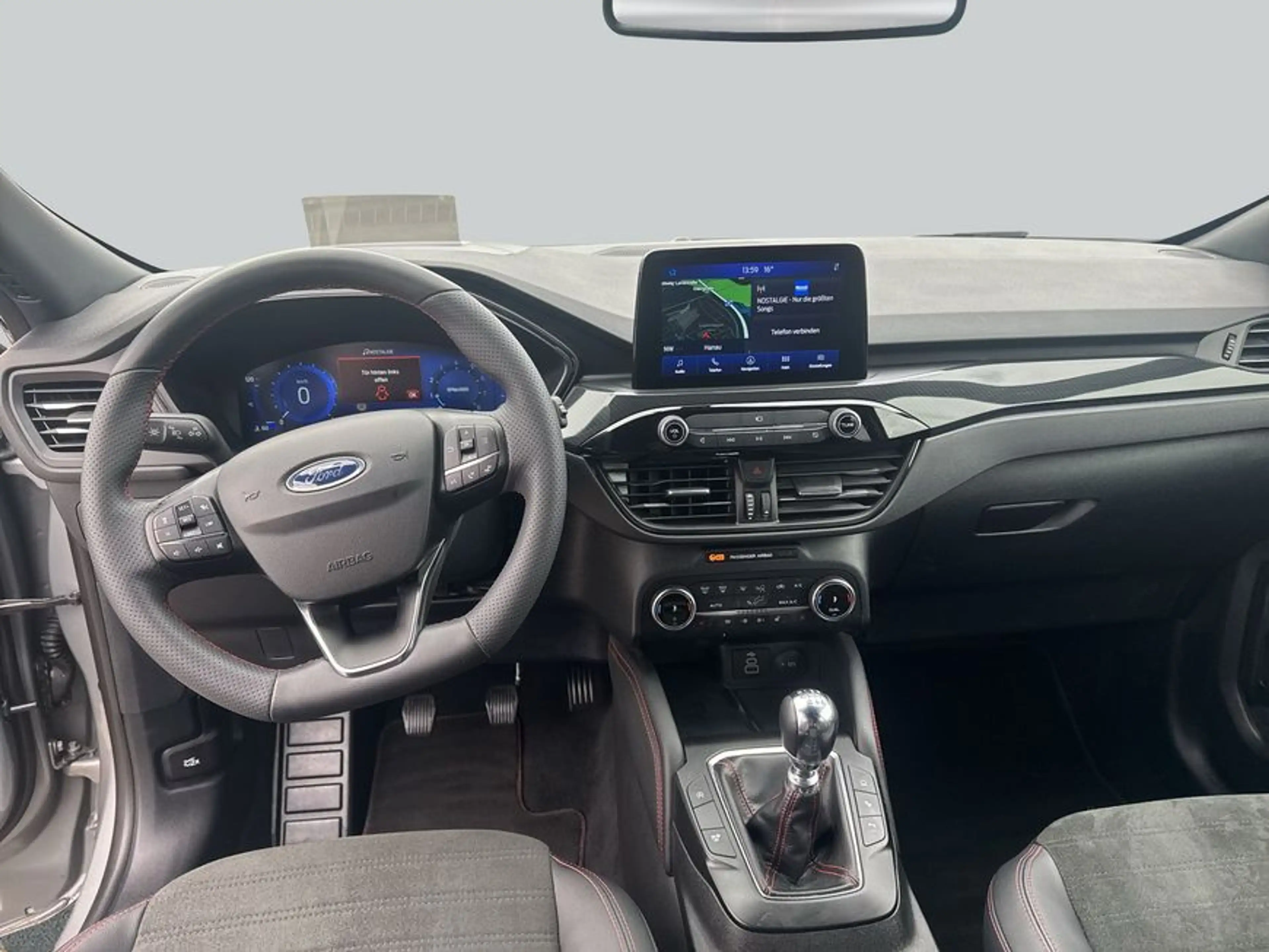 Ford Kuga 1.5 EcoBoost ST-LINE X — photo 13