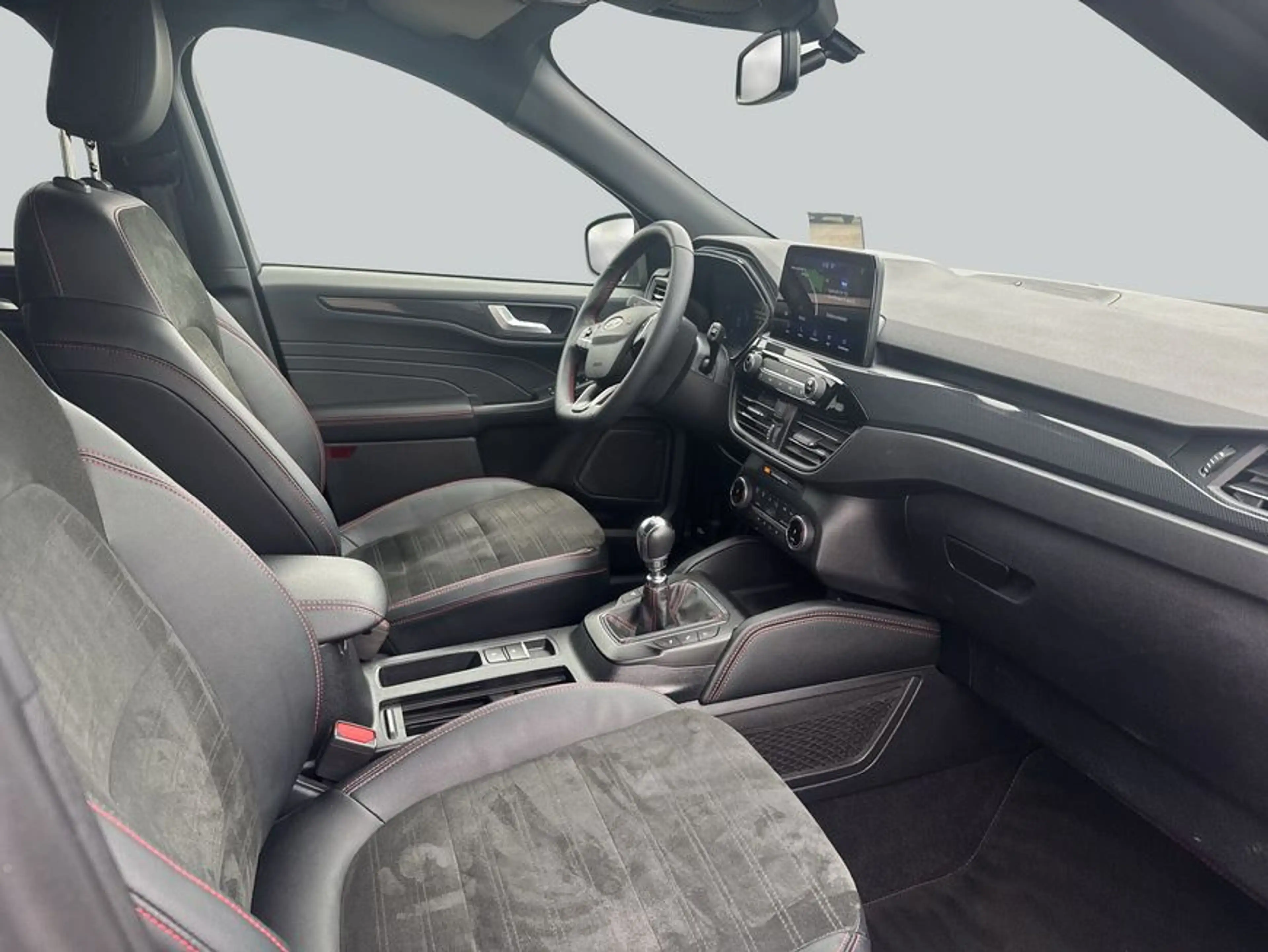 Ford Kuga 1.5 EcoBoost ST-LINE X — photo 12