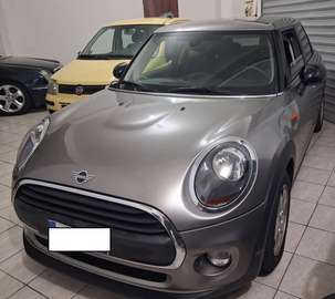 Mini IV F55 2018 5p 5p 1.5