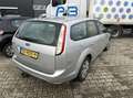 Ford Focus Wagon 1.6 Ghia Gris - thumbnail 3