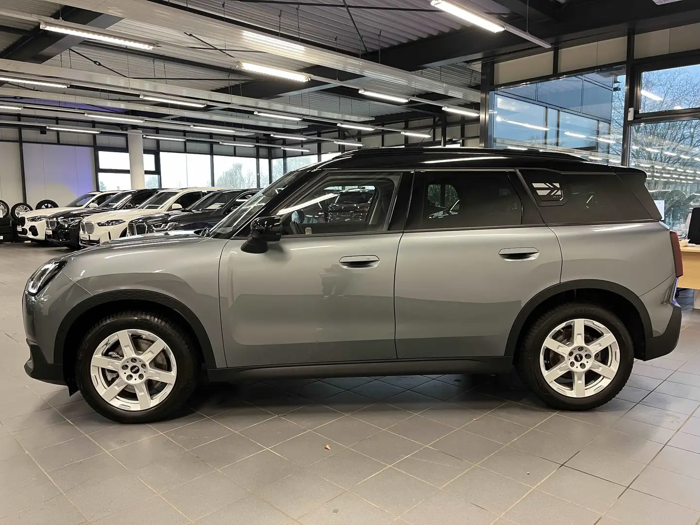 MINI Cooper S Countryman Countryman S ALL4 M Sport HUD PANO AHK RFK NAVI Grün - 2