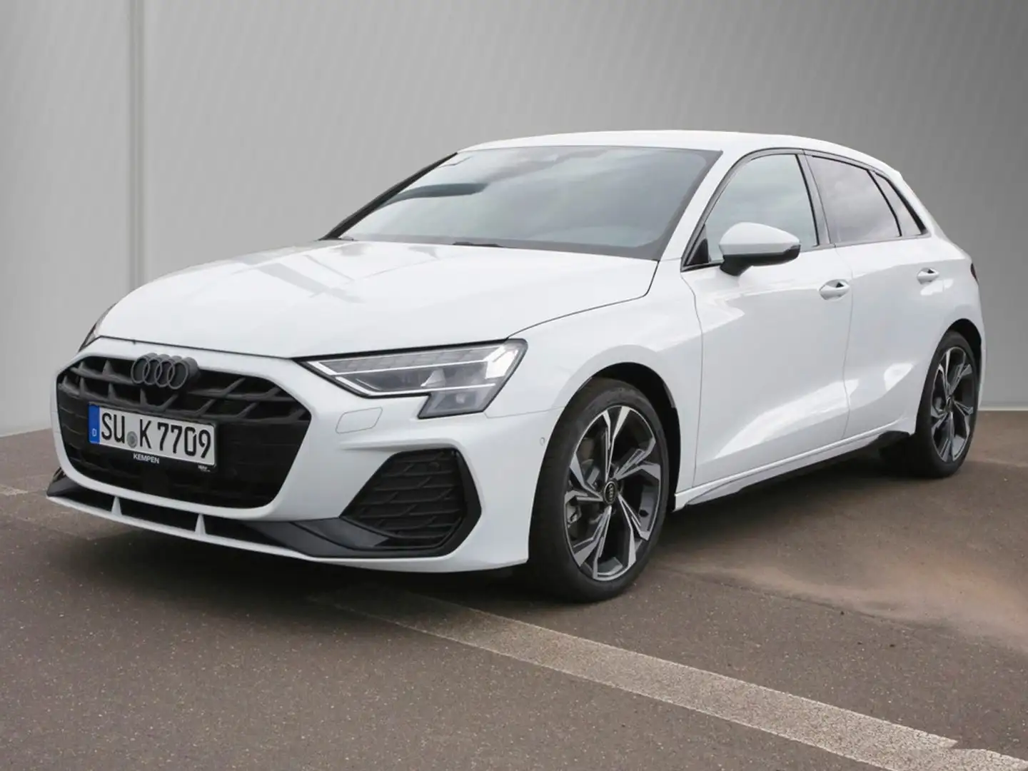 Audi A3 Sportback 35 TFSI UPE 51.900 S line Assist Weiß - 2