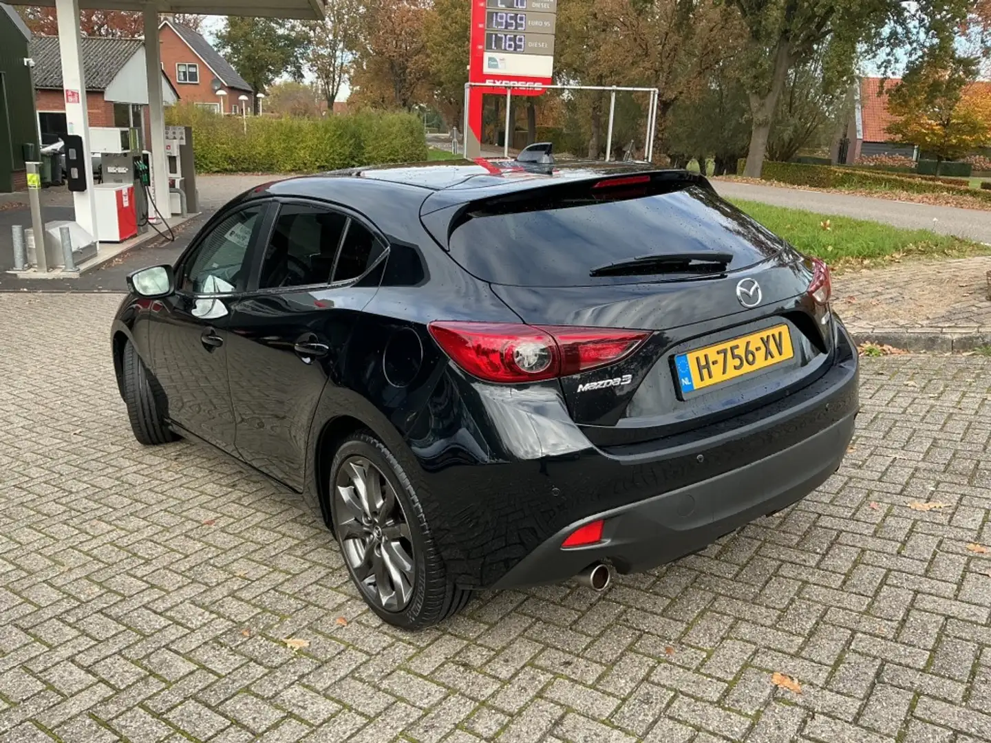 Mazda 3 2.0 TS Zwart - 2