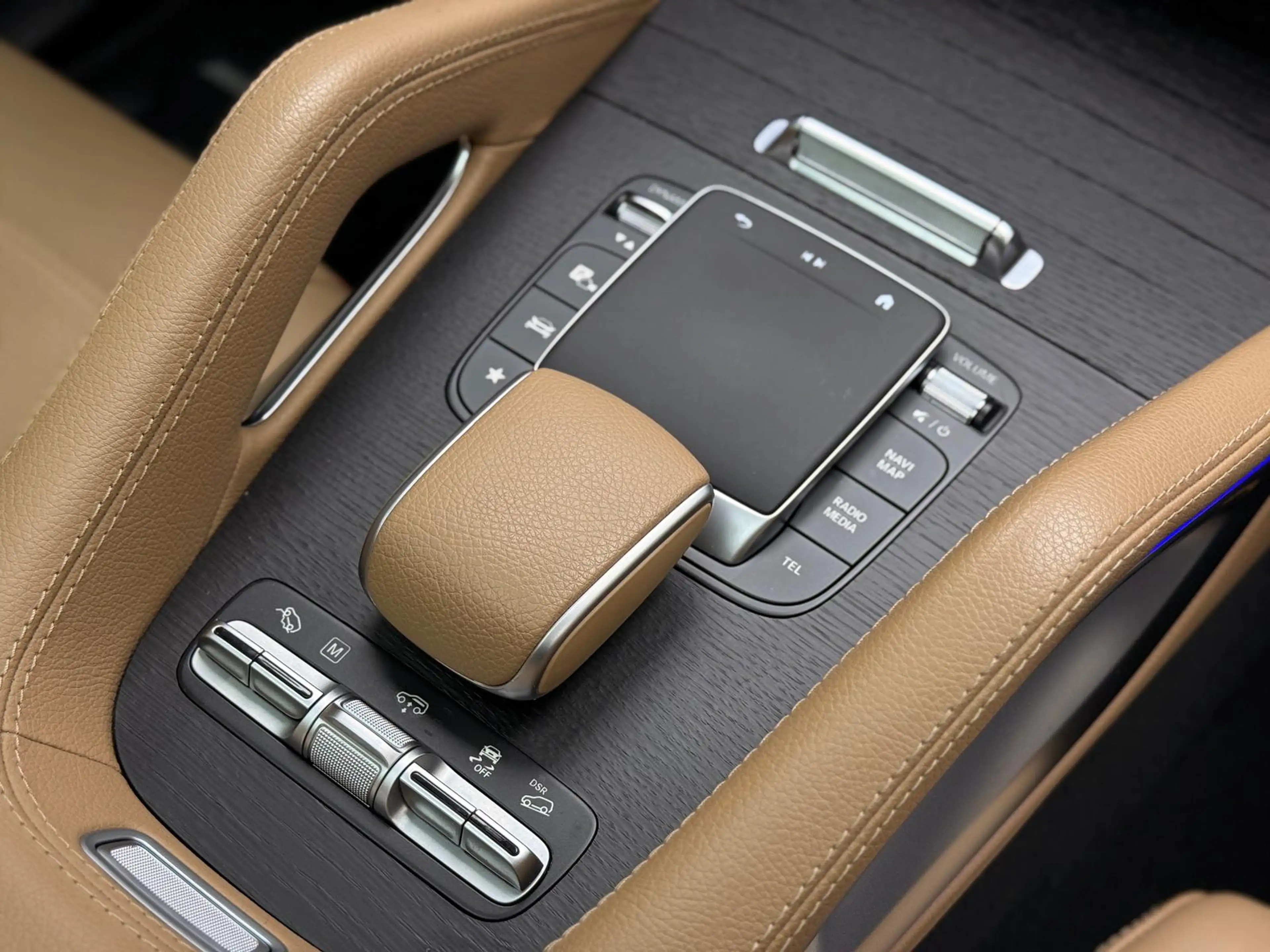 Mercedes-Benz GLS 450 d 4M AMG*Ultimate*Pano*Head-Up*Fond-Kino* — photo 16