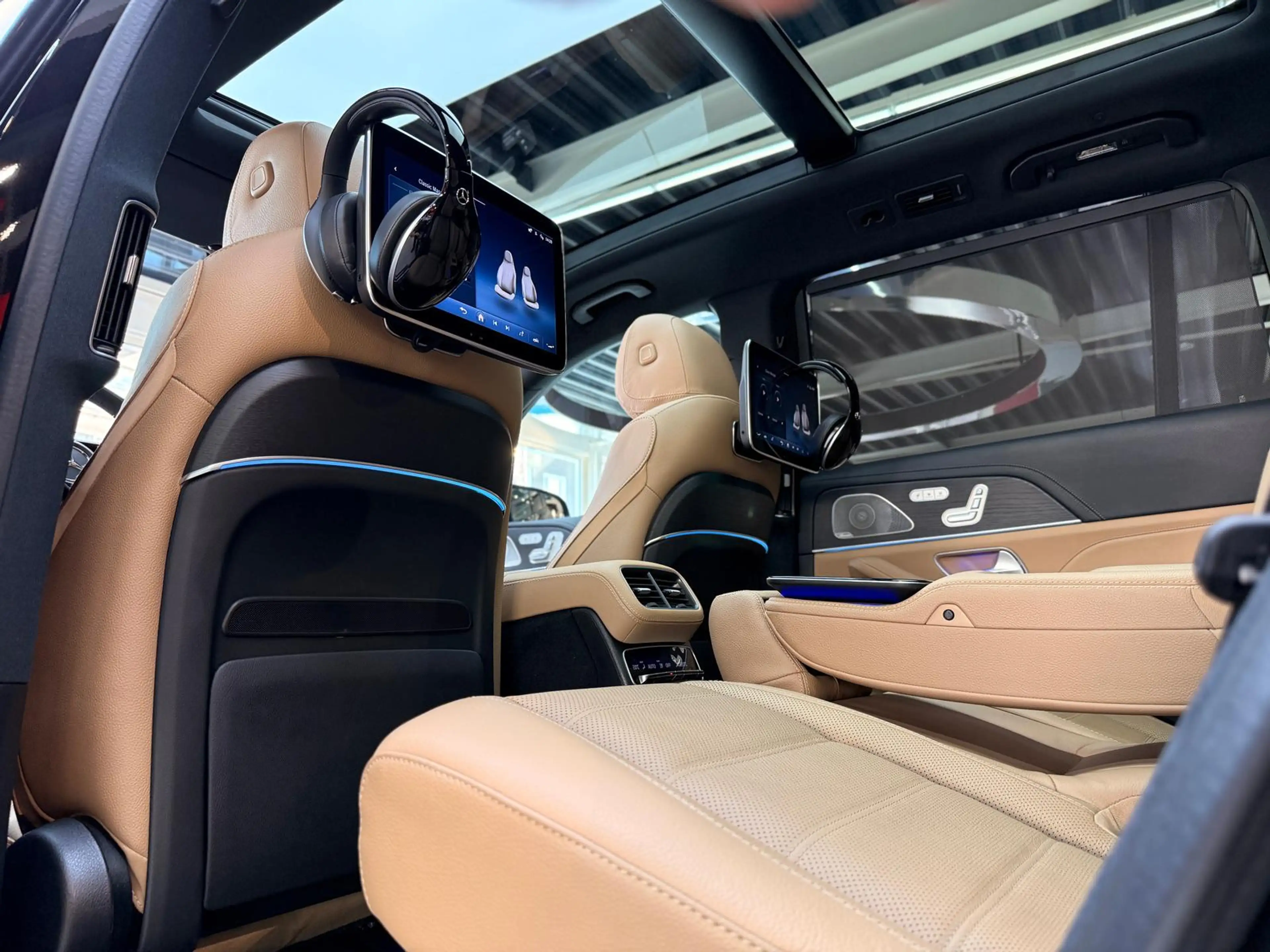 Mercedes-Benz GLS 450 d 4M AMG*Ultimate*Pano*Head-Up*Fond-Kino* — photo 26