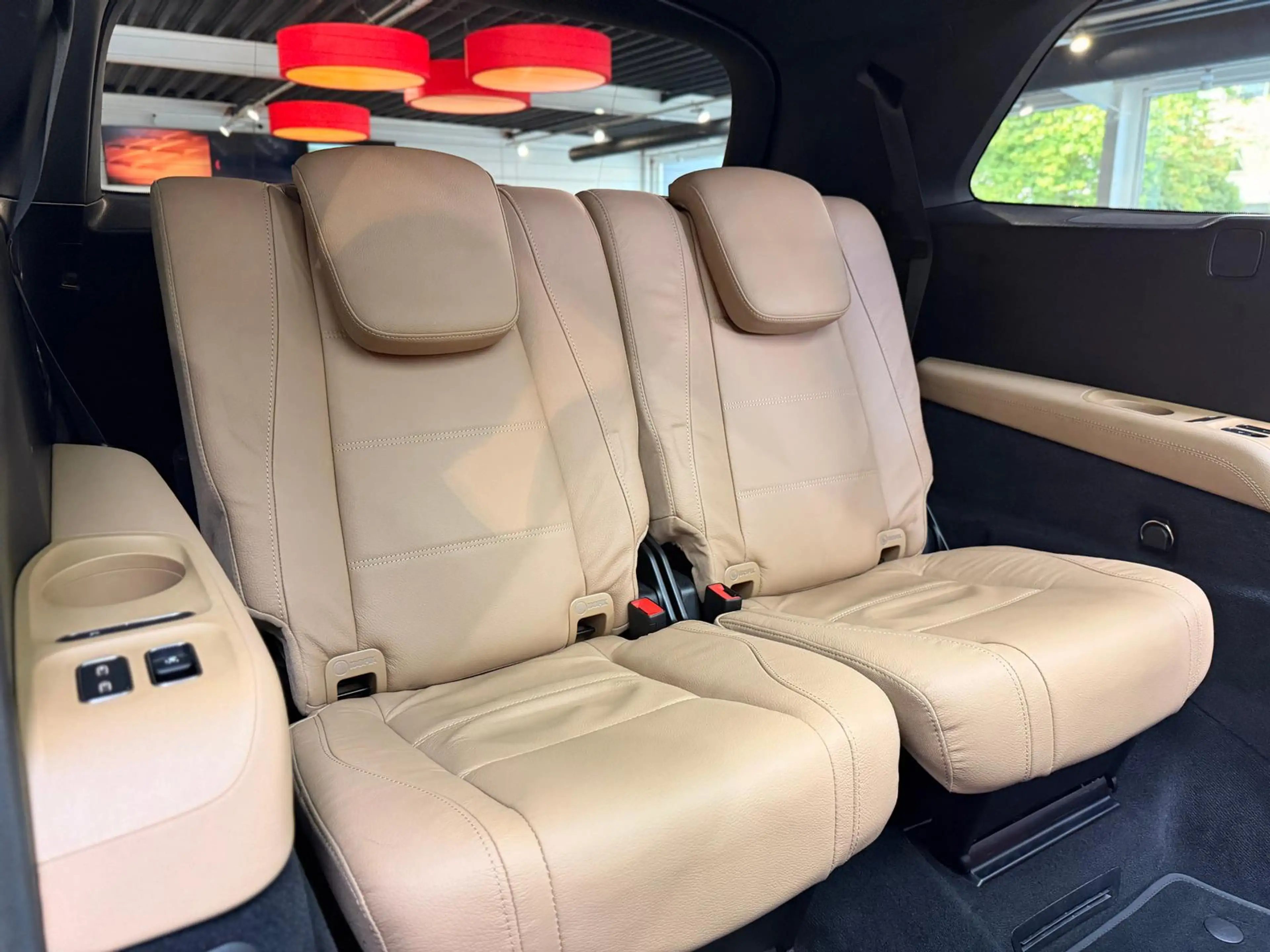 Mercedes-Benz GLS 450 d 4M AMG*Ultimate*Pano*Head-Up*Fond-Kino* — photo 28
