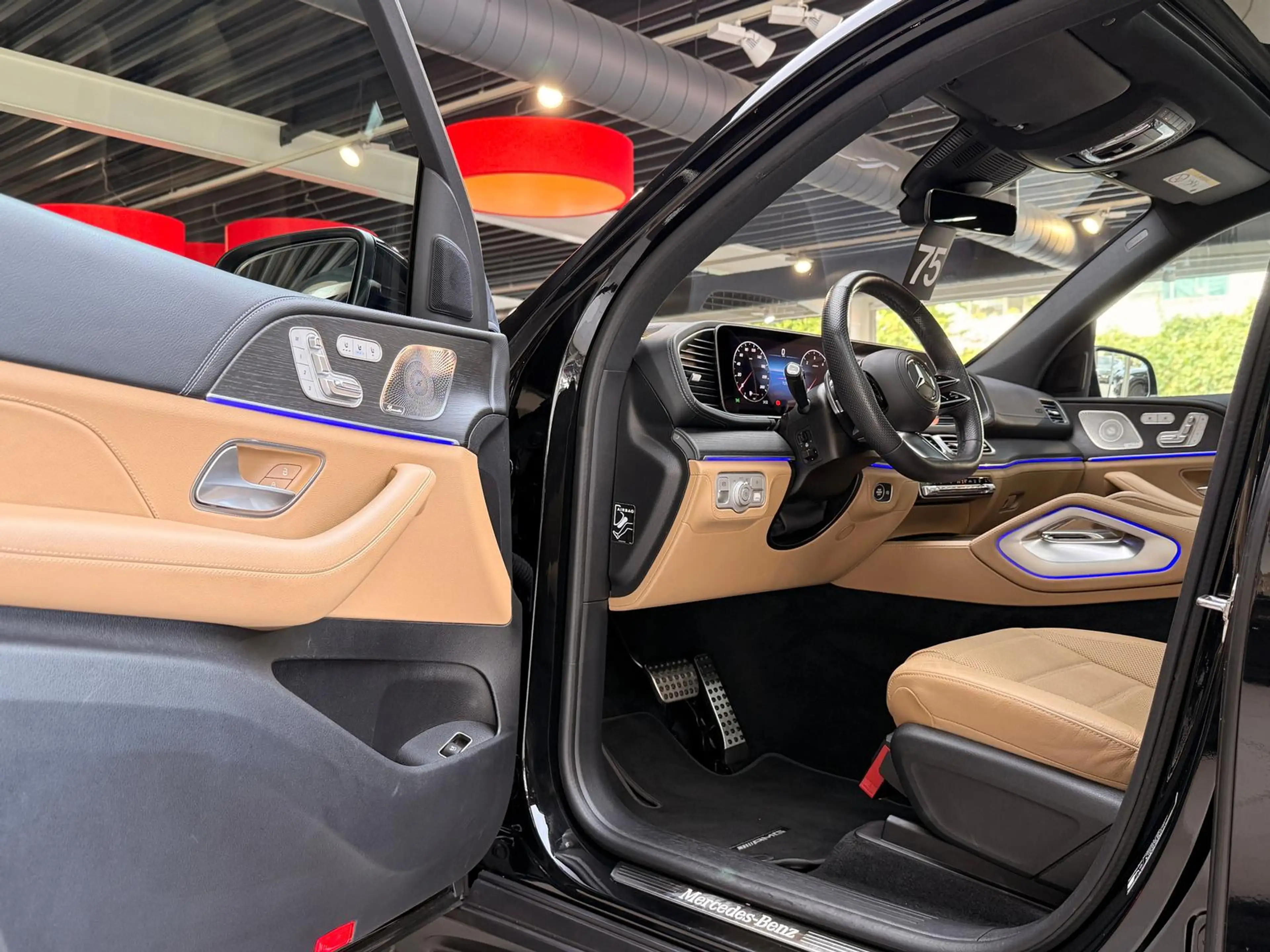 Mercedes-Benz GLS 450 d 4M AMG*Ultimate*Pano*Head-Up*Fond-Kino* — photo 10