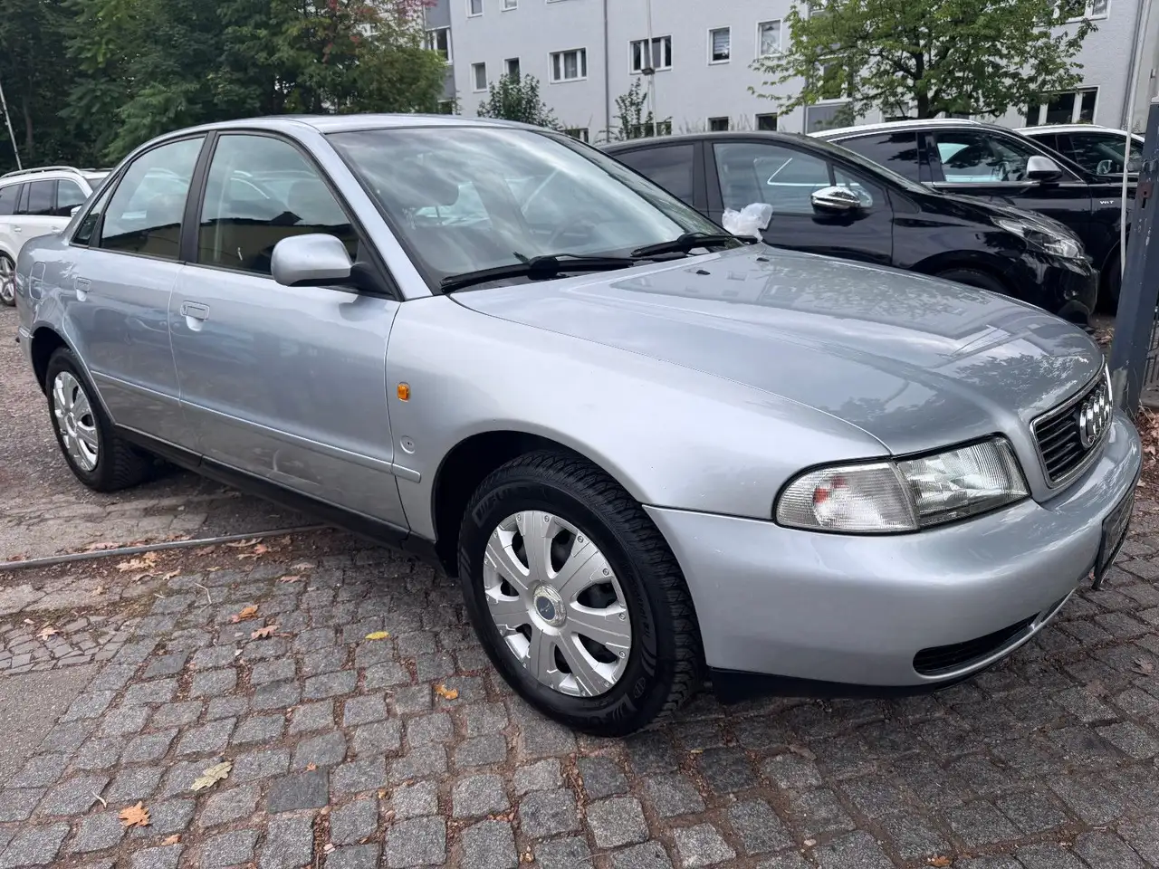 Audi A4 1.6*ZAHNRIEMEN NEU*TÜV 2028*ALLWETTER*EGSD*, foto 5