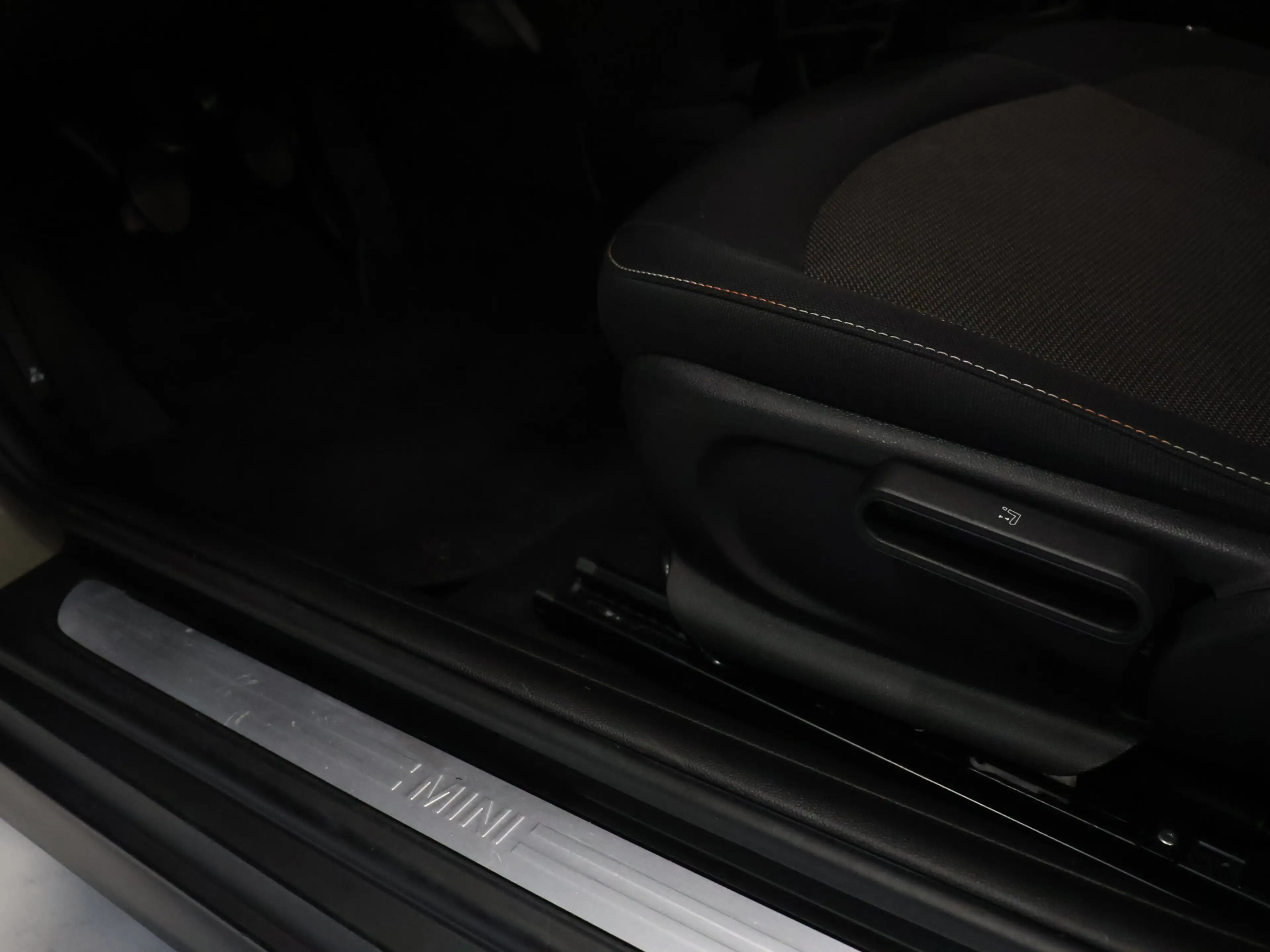 MINI One 3-Deurs 1.5 First Salt [APPLE CARPLAY, CRUISE CONT — photo 10