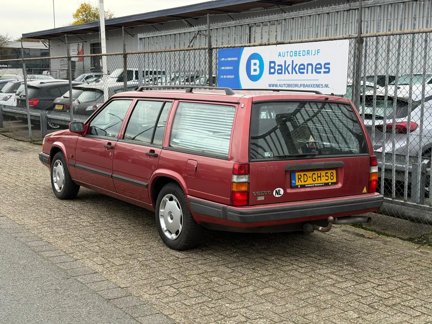 Volvo 940 2.3i | LPG | 2e eigenaar | APK 10-2026 Rood - 2