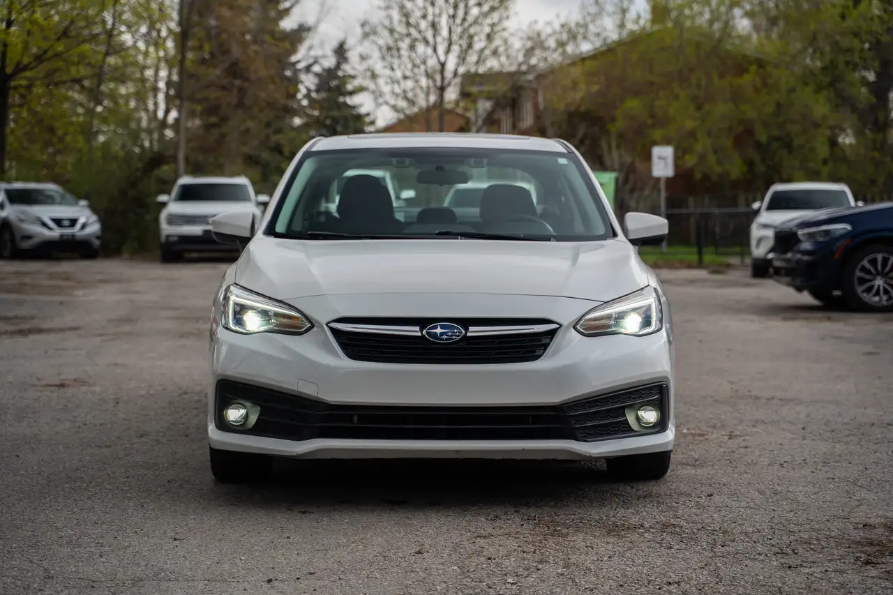 Subaru Impreza снимка Subaru Impreza