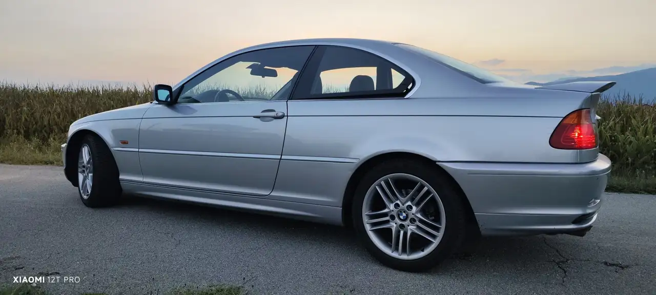 BMW 320 320Ci cat Attiva — photo 1 of 15