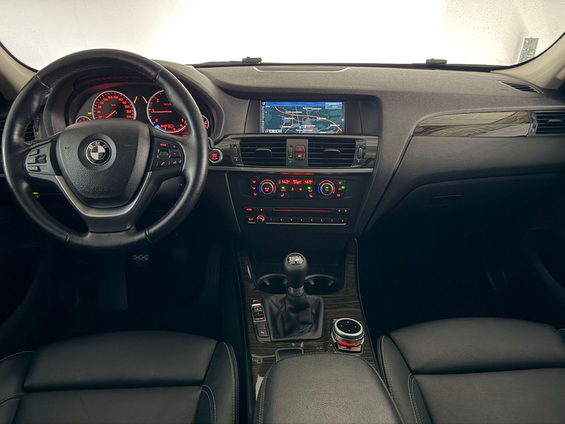 BMW X3 sDrive 18 d/XENON/HuD/PANO/AHK/NAVI PROF. — photo 2