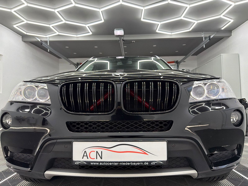BMW X3 sDrive 18 d/XENON/HuD/PANO/AHK/NAVI PROF. — photo 8