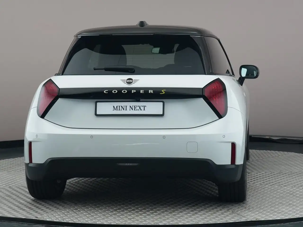 MINI Cooper 3-Deurs Classic M 54.2 kWh, миниатюра 9