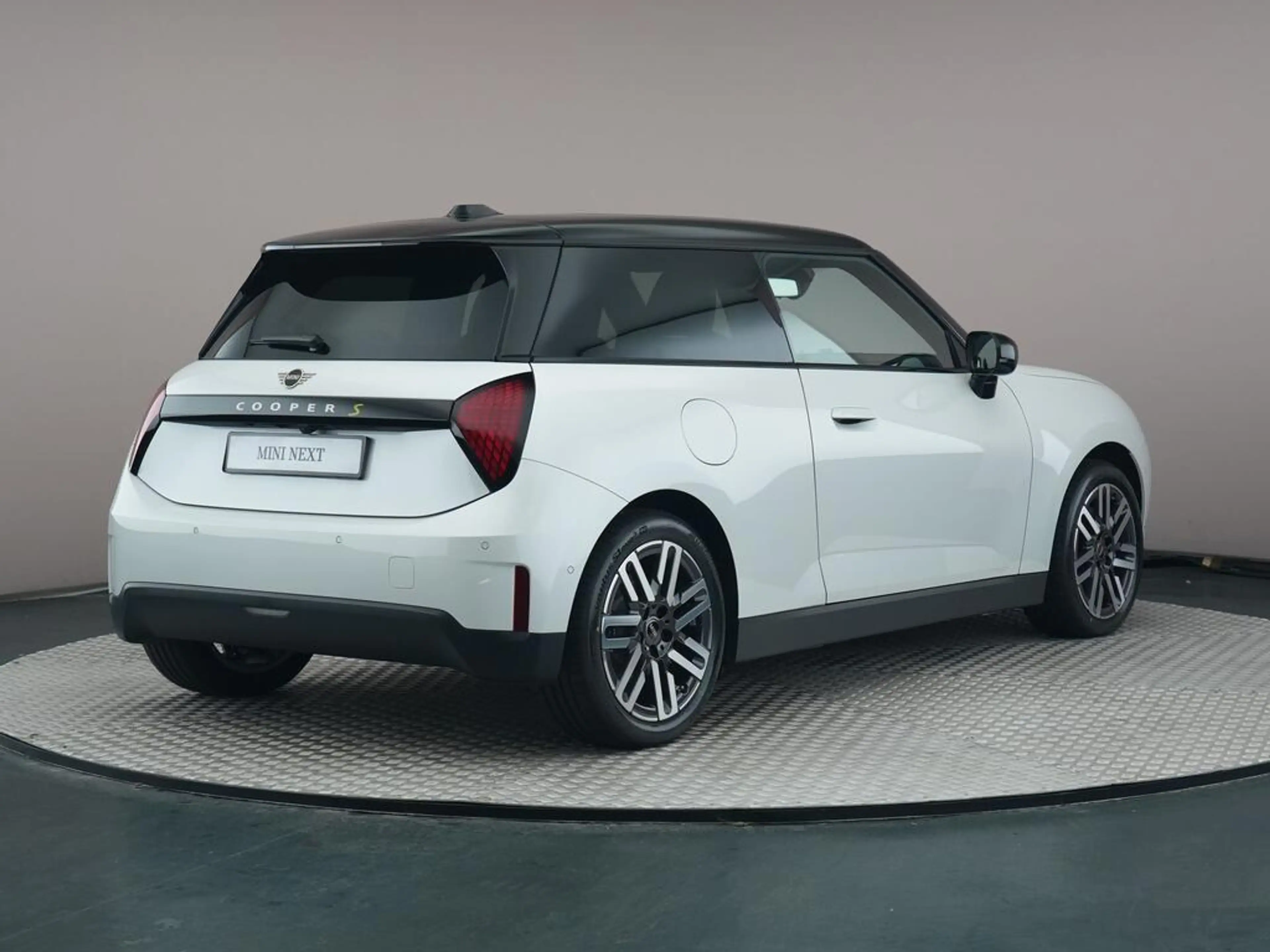 MINI Cooper SE 3-Deurs Classic M 54.2 kWh — photo 10