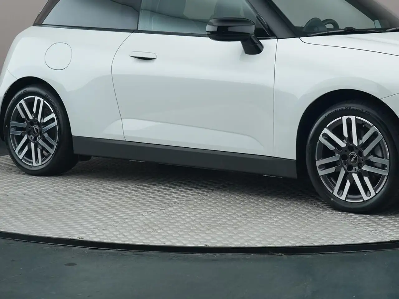 MINI Cooper 3-Deurs Classic M 54.2 kWh, миниатюра 22