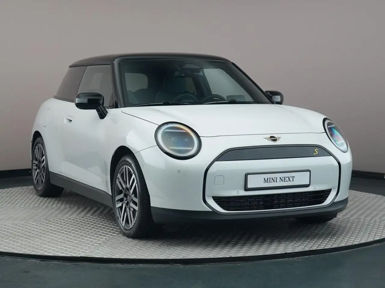 MINI Cooper 3-Deurs Classic M 54.2 kWh, миниатюра 3