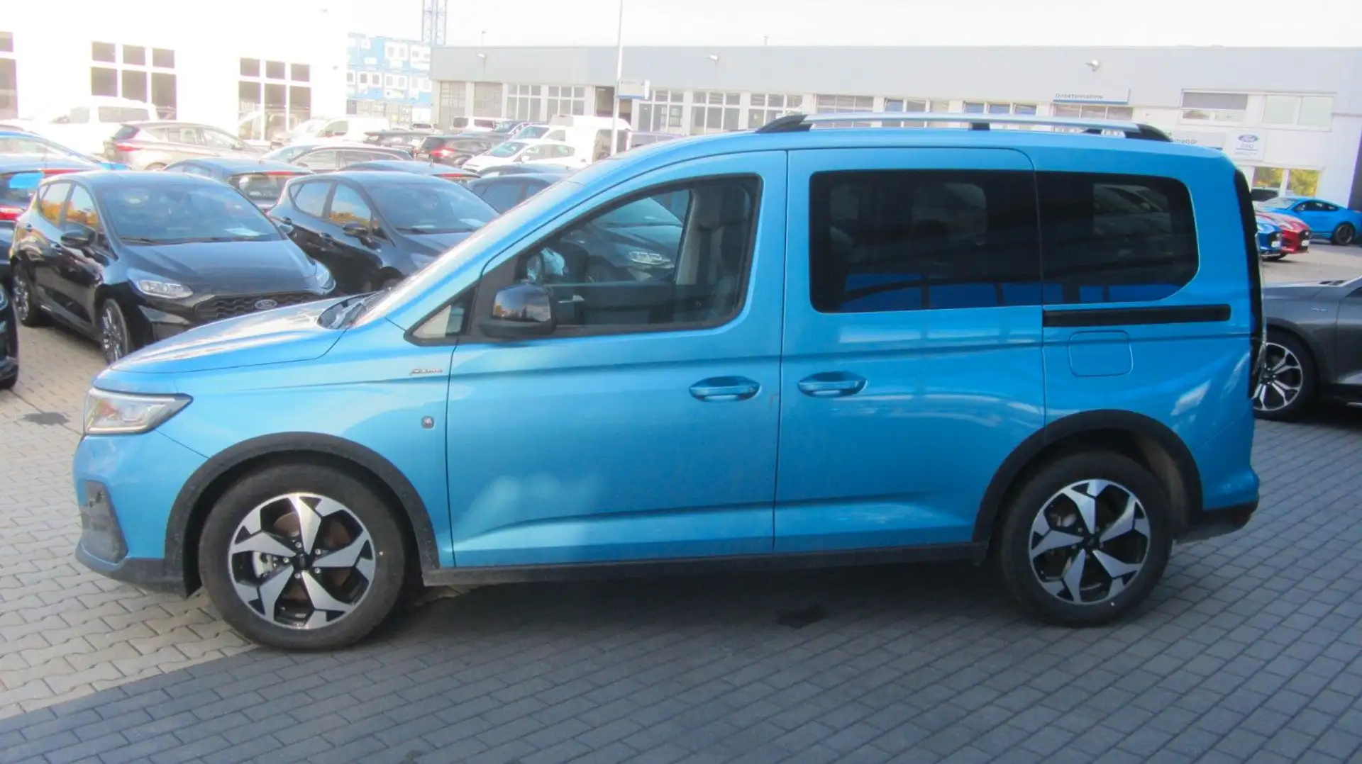 Ford Tourneo Connect Active Blau - 2