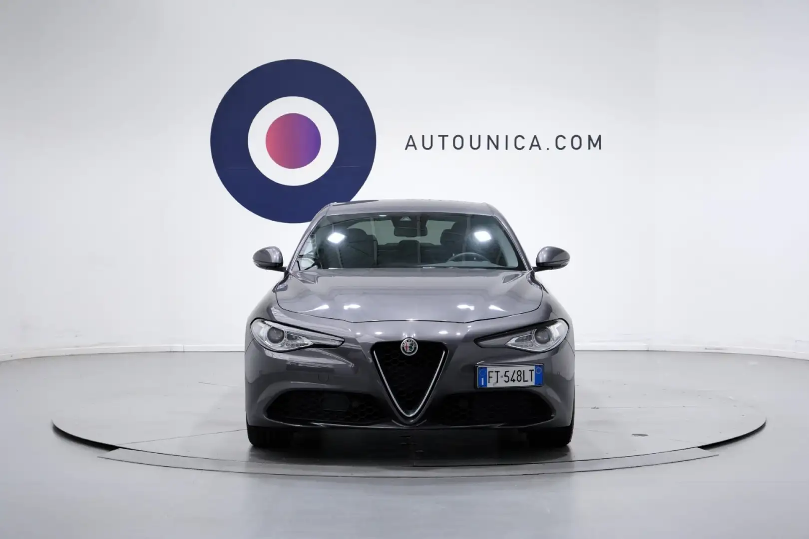 Alfa Romeo Giulia 2.2 TURBO 190CV AT8 SUPER EXECUTIVE Серый - 2