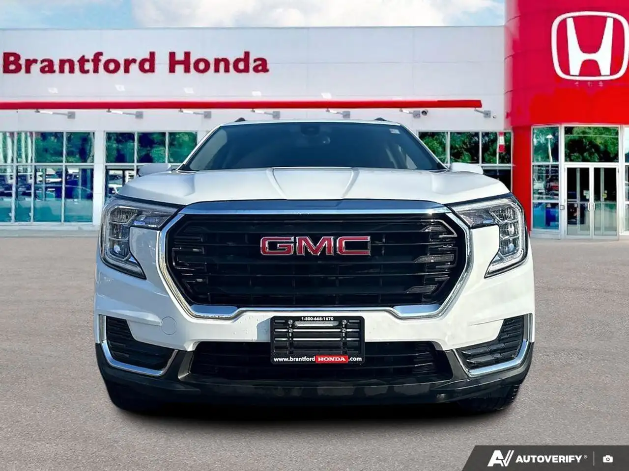 GMC Terrain photo GMC Terrain