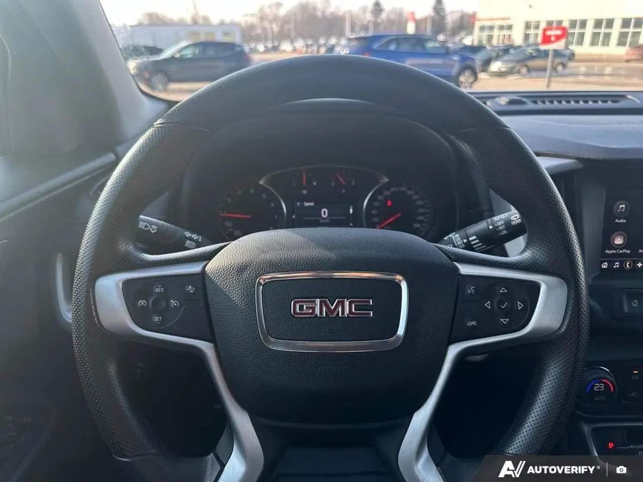 GMC Terrain photo GMC Terrain