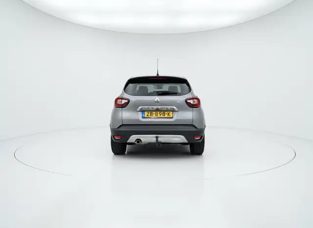 Renault Captur view 4