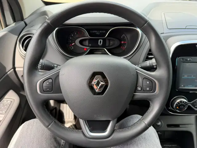 Renault Captur view 5