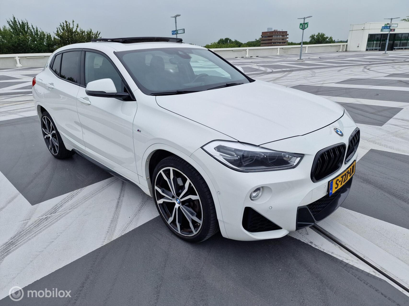 BMW X2 sDrive20i High Executive Edition Pano schuifdak De — photo 2