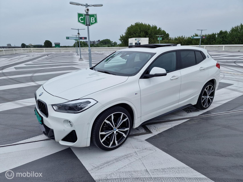 BMW X2 sDrive20i High Executive Edition Pano schuifdak De