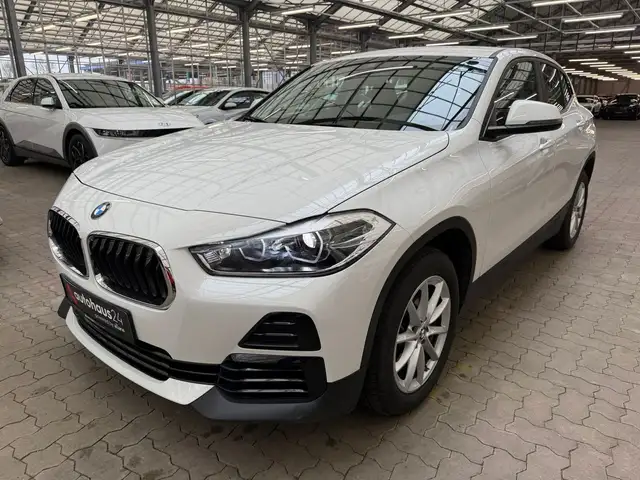 BMW X2 view 3