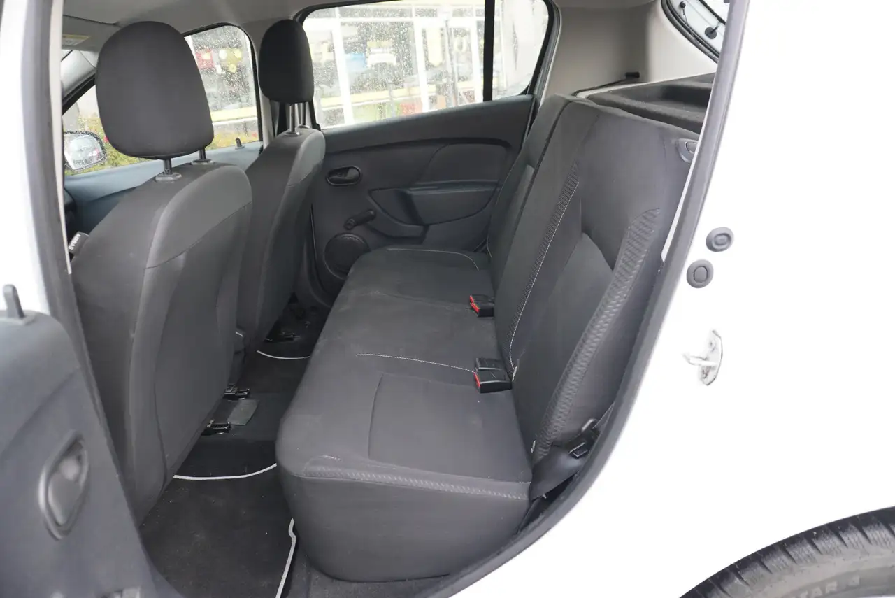 Dacia Sandero Sandero — photo 18