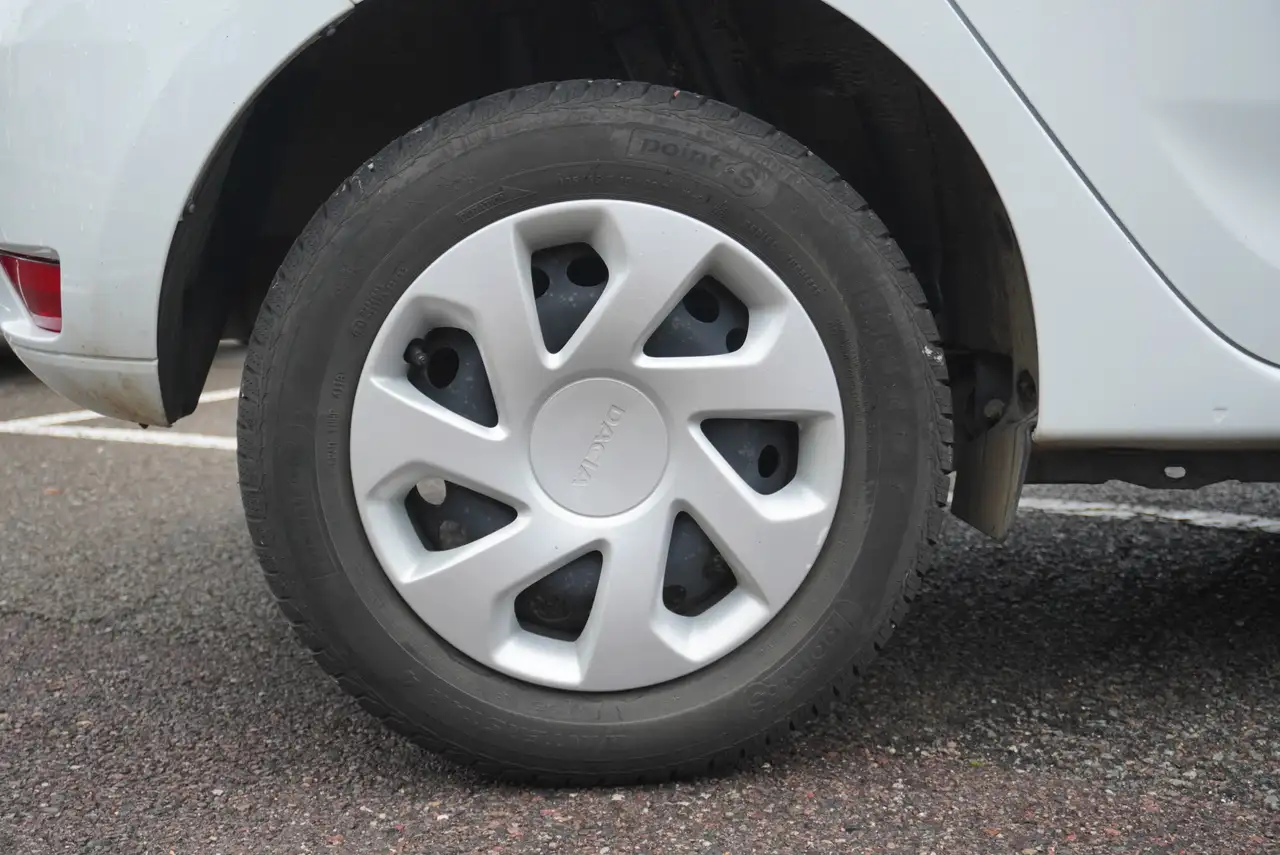 Dacia Sandero Sandero — photo 25