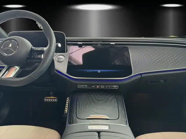 Mercedes-Benz E Class view 8