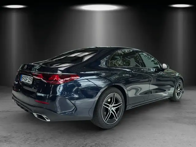 Mercedes-Benz E Class view 5