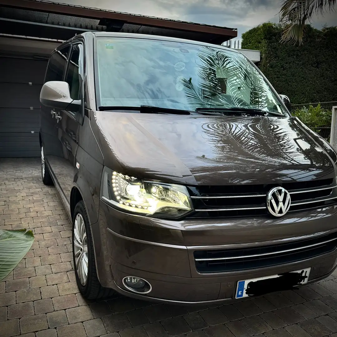 Volkswagen T5 Multivan 2.0 TDI 180 DSG 4m Highline Edition BMT Marrón - 2