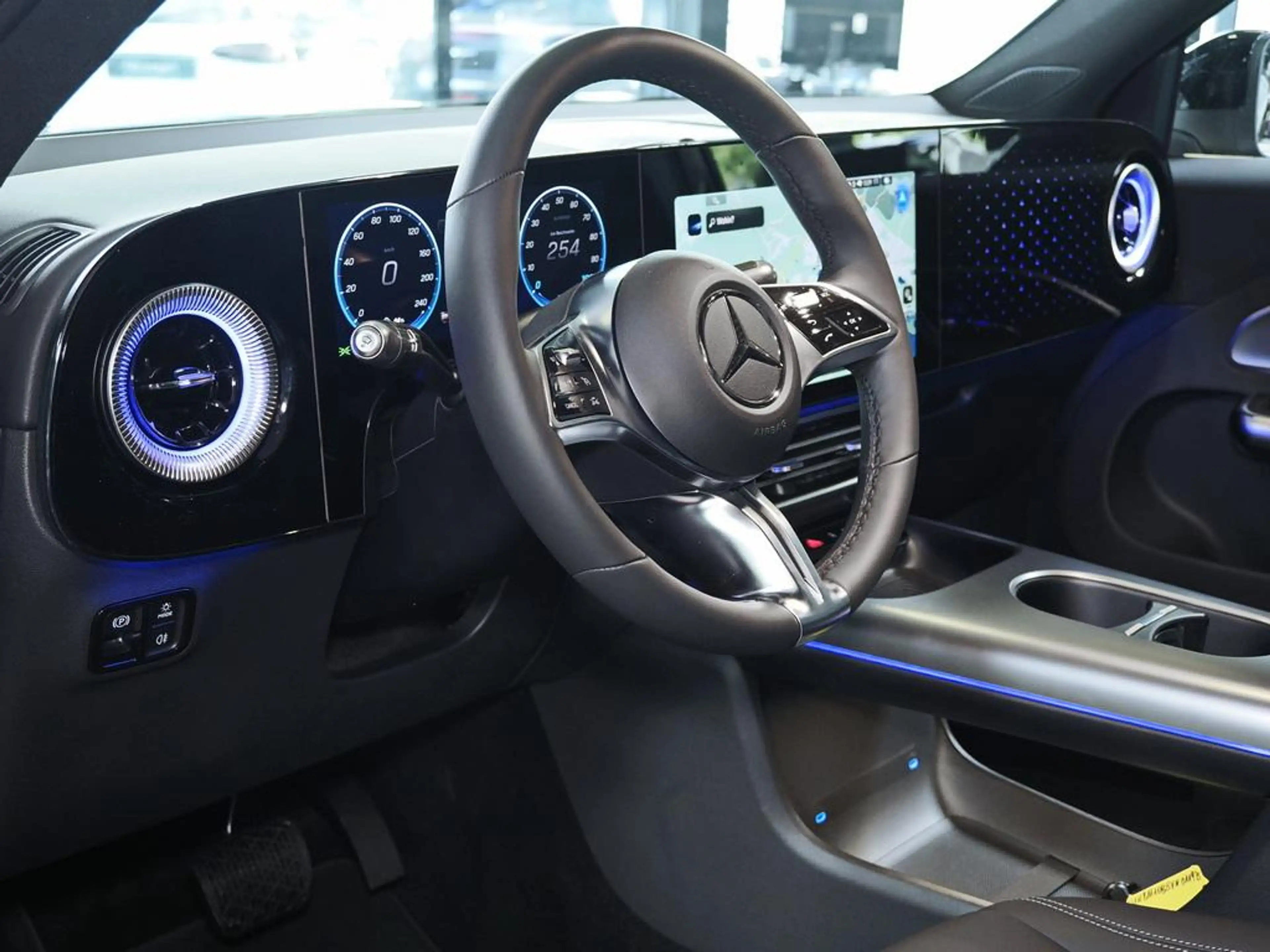Mercedes-Benz GLB 250 + EQ PROGRESSIVE DISTRONIC AHK 18Z — photo 7