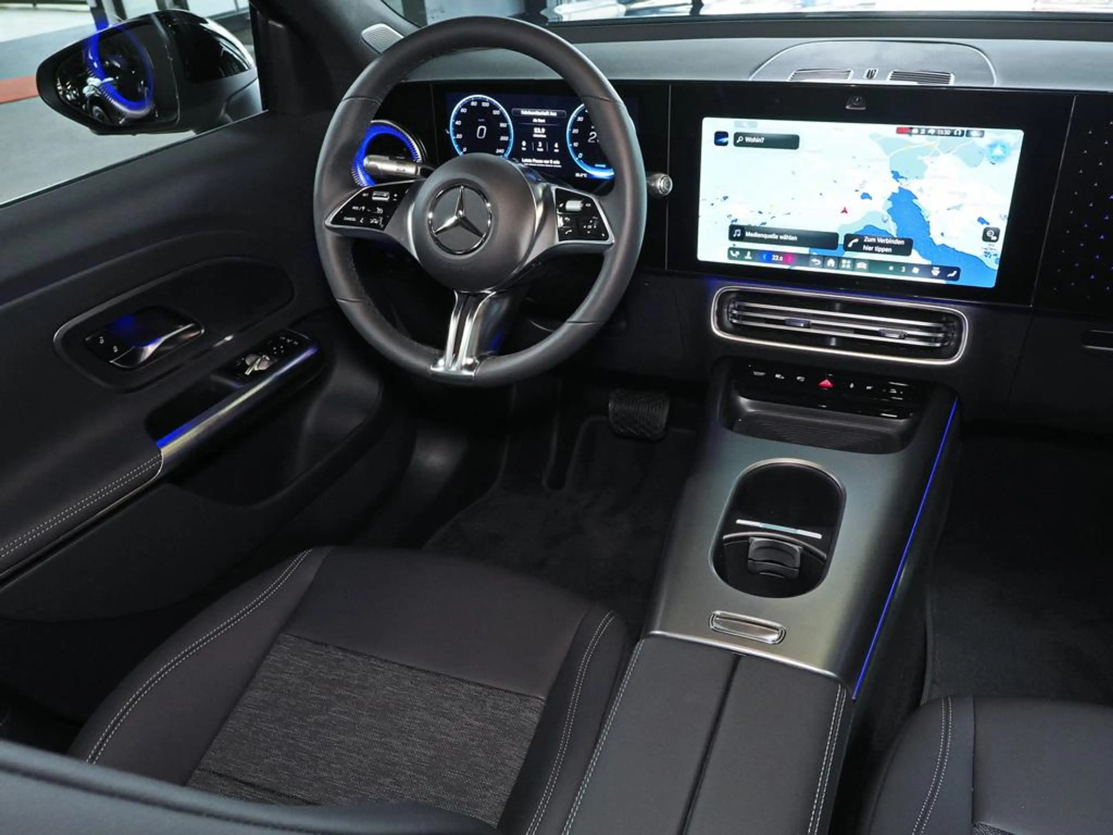 Mercedes-Benz GLB 250 + EQ PROGRESSIVE DISTRONIC AHK 18Z — photo 8